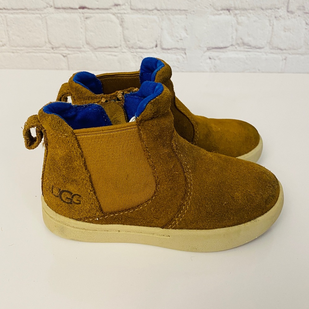 Ugg Hamden II Boots Shoes Boys (toddler) Size 8 Brown Side Zip Shearling